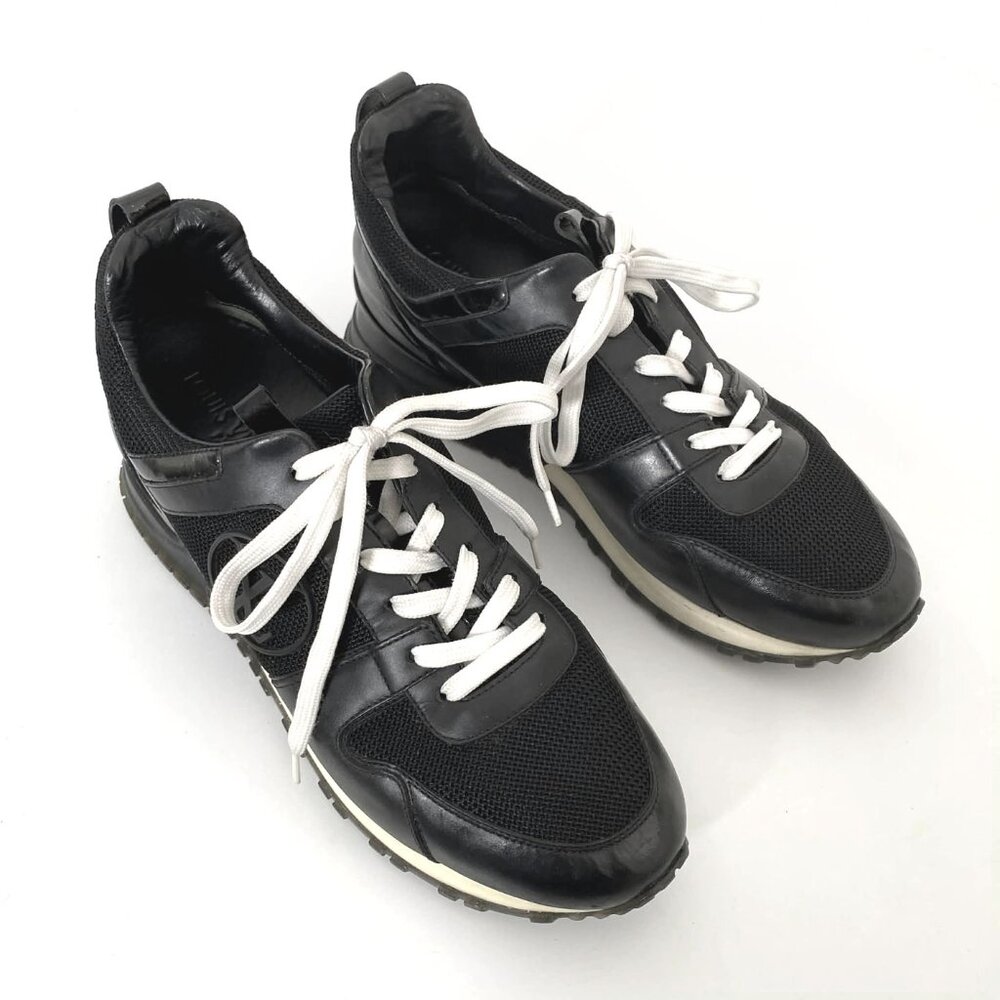 Vuitton sneakers - Run Away line - US7.5 - Picture 5 of 16